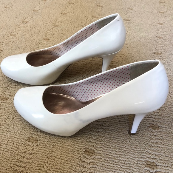 Madden Girl Shoes Madden Girl White Heels Size 1 Poshmark